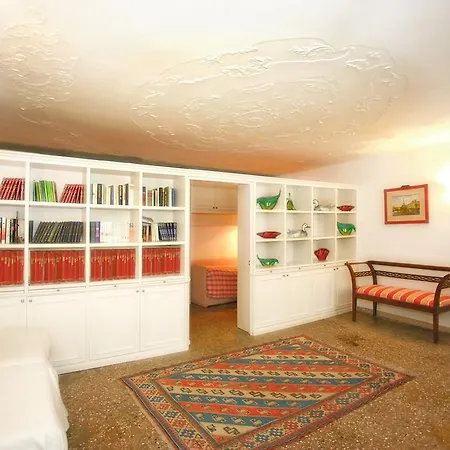 Palazzo Berlendis Apartment *