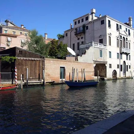 Apartment Palazzo Berlendis